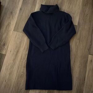 Ann Taylor dark blue sweater dress. NWT. Size L P. Never worn.